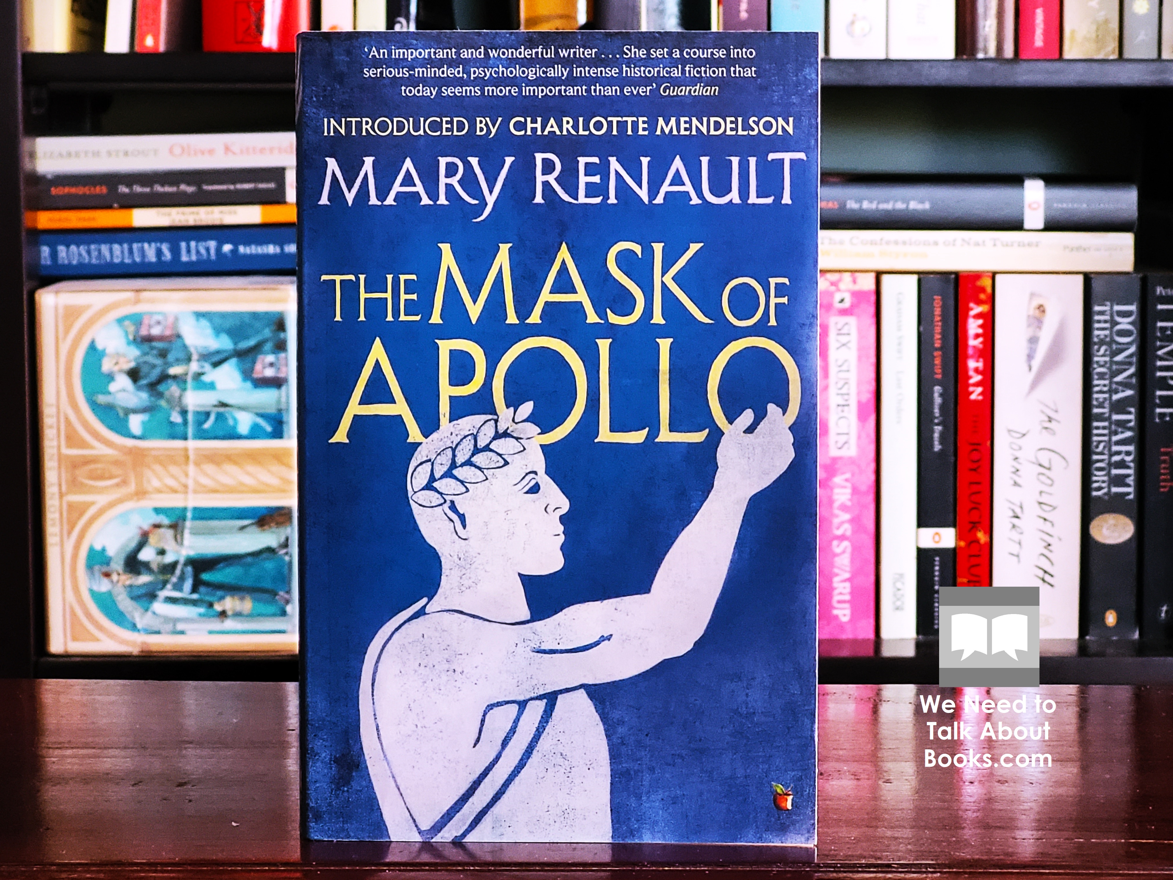 Cover image of The Mask of Apollo by Mary Renault