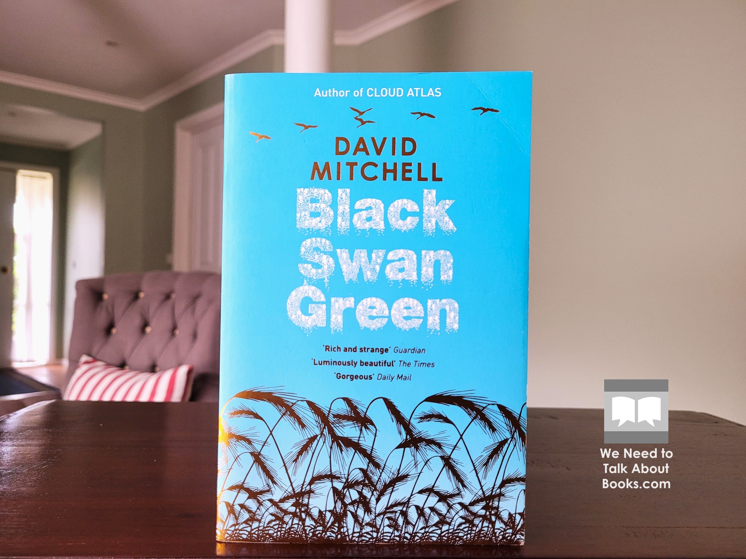 Cover Image of Black Swan Green by David Mitchell