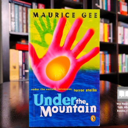 Cover image of Under the Mountain by Maurice Gee