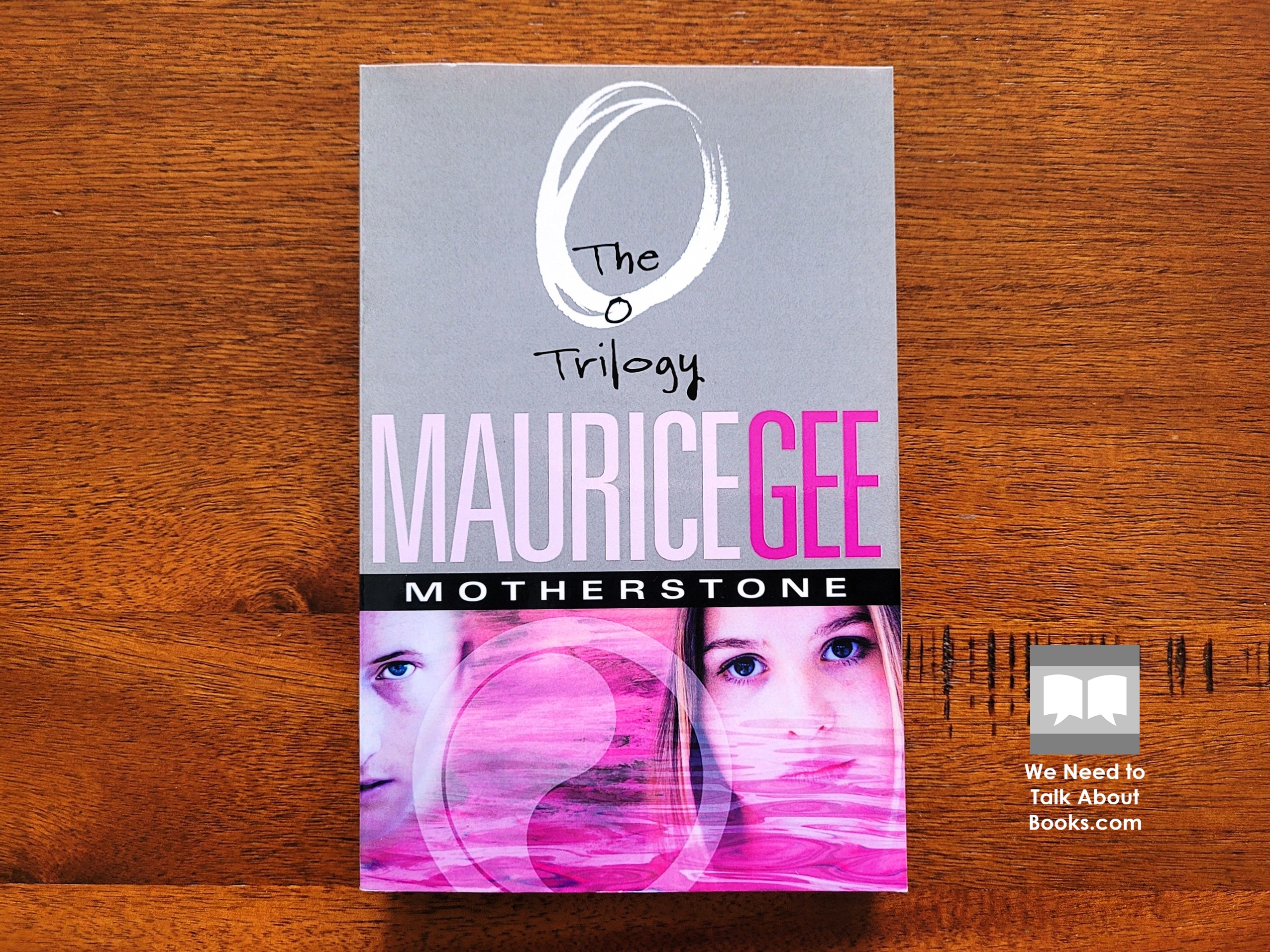 Cover image of Motherstone by Maurice Gee